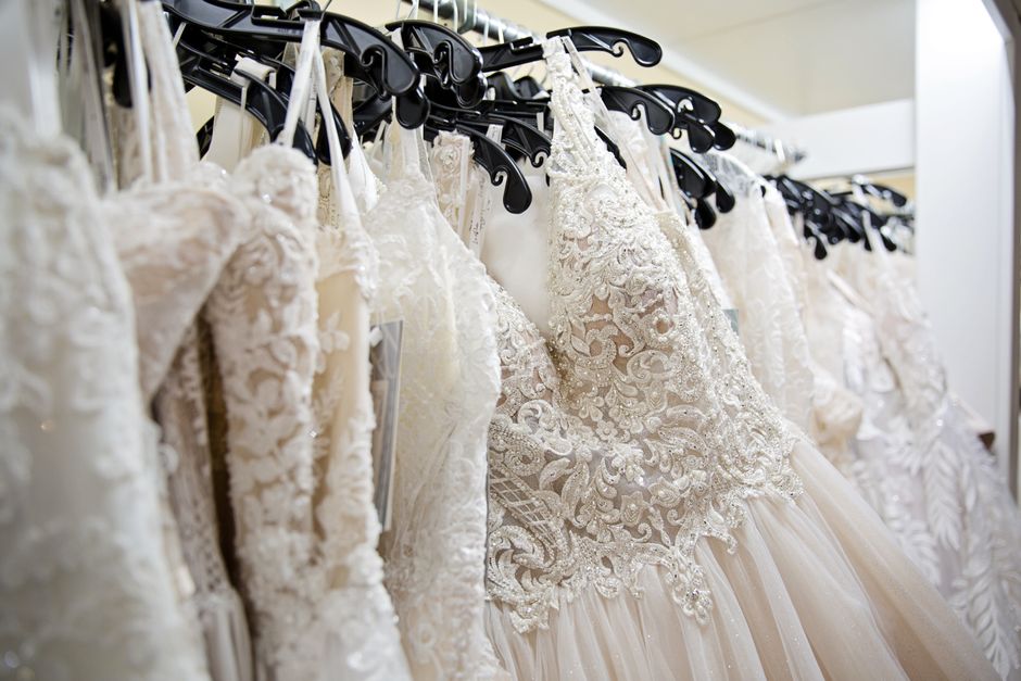 Where is a high-end bridal gown store near me in the Kissimmee or St Cloud FL area that offers personalized bridal styling?